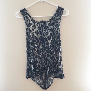 Leopard print sleeveless top